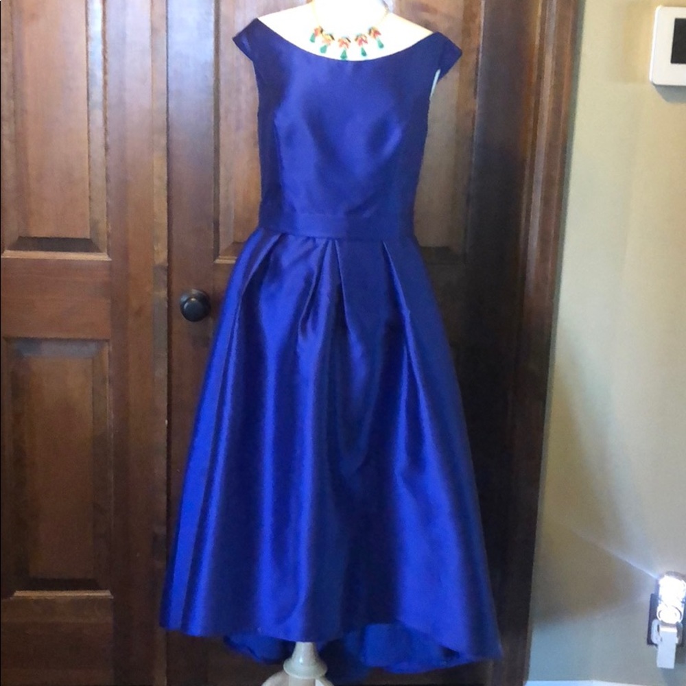Blue dress
